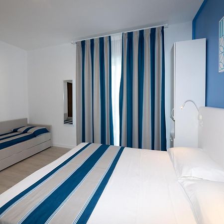 Hotel Paolina Lido di Jesolo Bagian luar foto