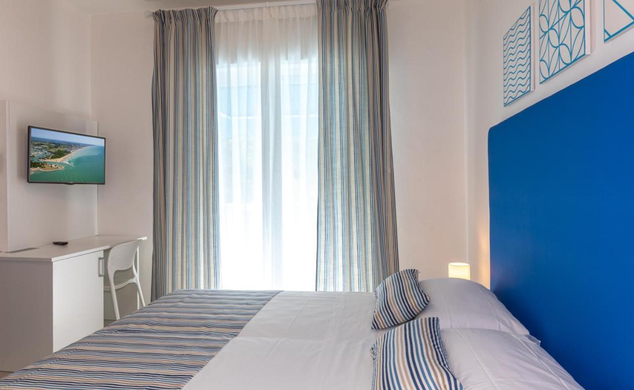 Hotel Paolina Lido di Jesolo Bagian luar foto