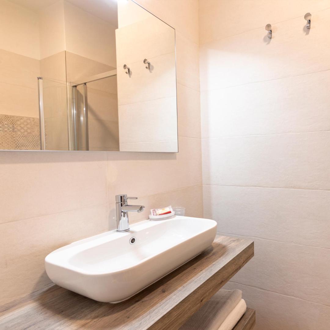 Hotel Paolina Lido di Jesolo Bagian luar foto
